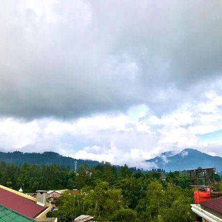 Panorama Guest House Syariah Berastagi Bagian luar foto