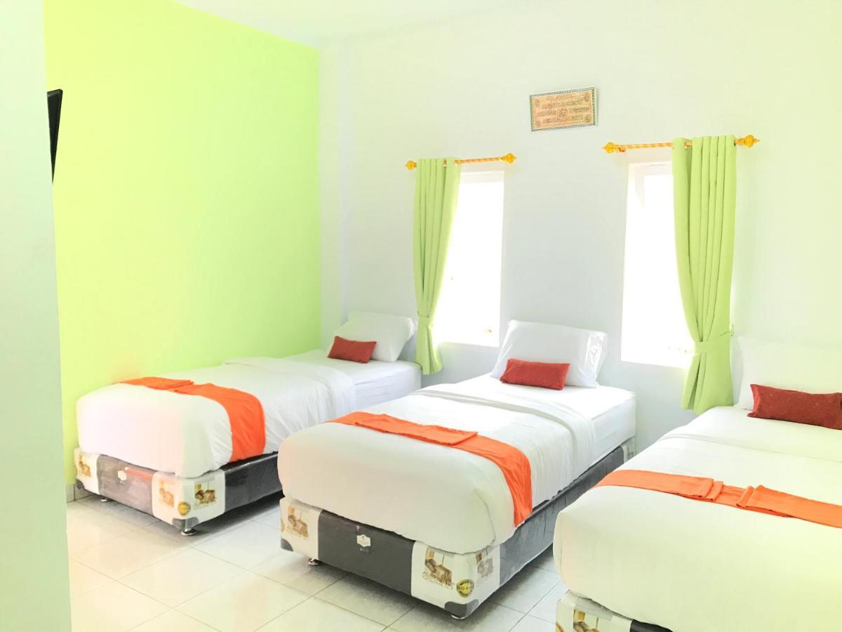 Panorama Guest House Syariah Berastagi Bagian luar foto