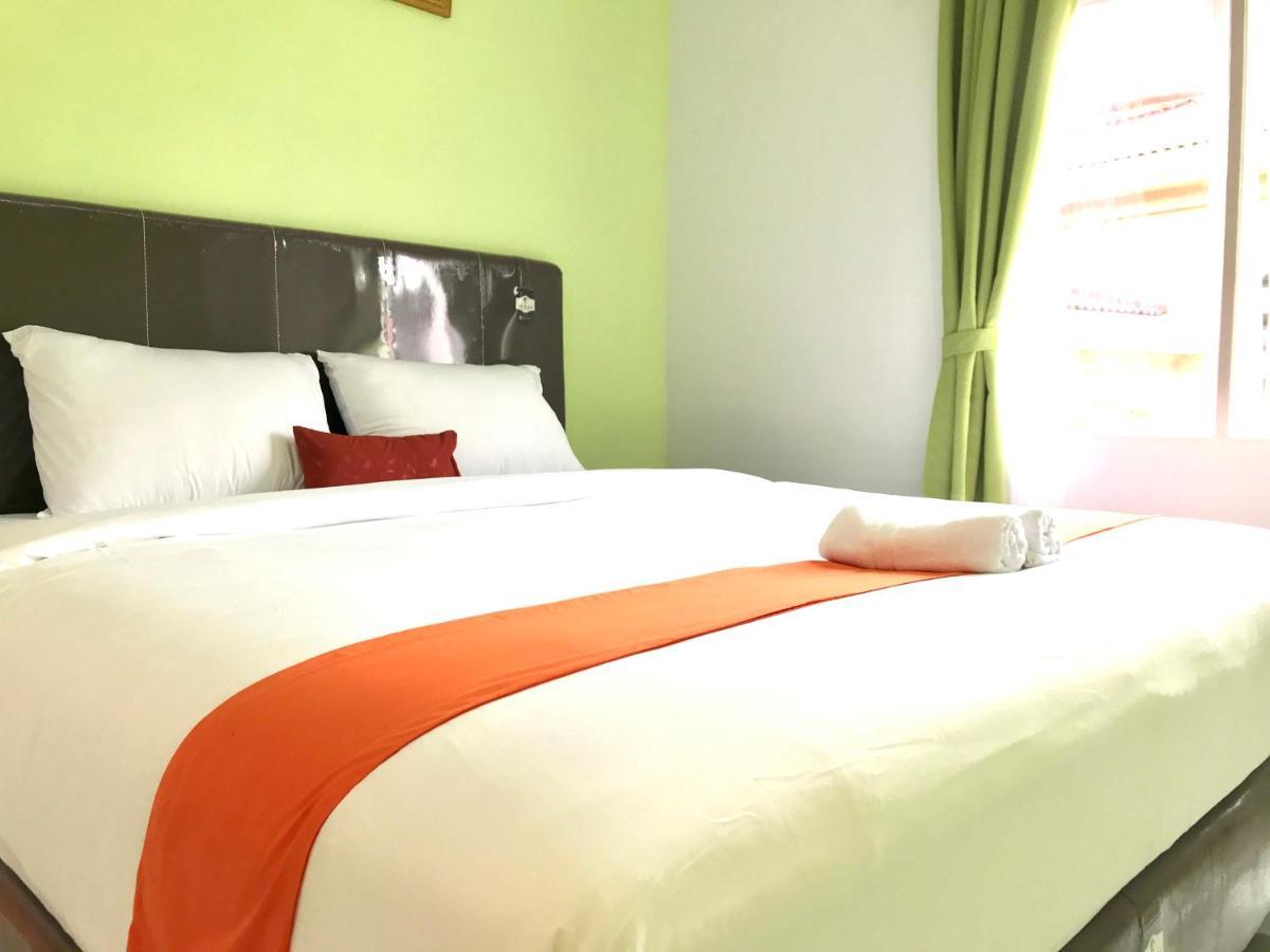 Panorama Guest House Syariah Berastagi Bagian luar foto